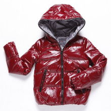 楊巍品牌女式羽絨服系列 匠心工藝與時尚設計的完美融合